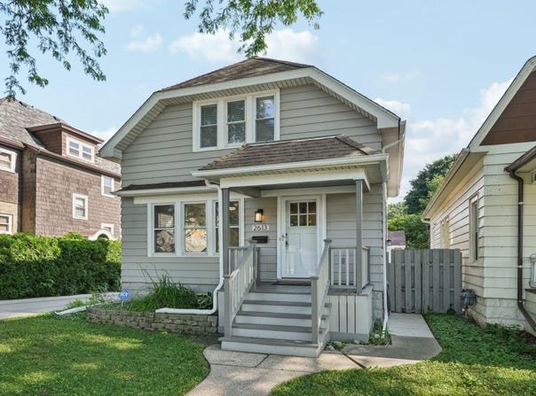 2613 E Oklahoma Ave, Milwaukee, WI 53207