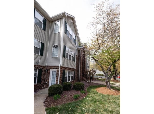514 Timberline Ridge Lane, Winston-Salem, NC 27106