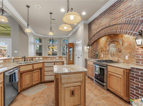 8006 Ridgeway Court, Nolanville, TX 76559