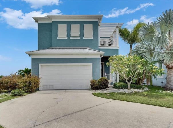 6512 SIMONE SHORES Circle, APOLLO BEACH, FL 33572