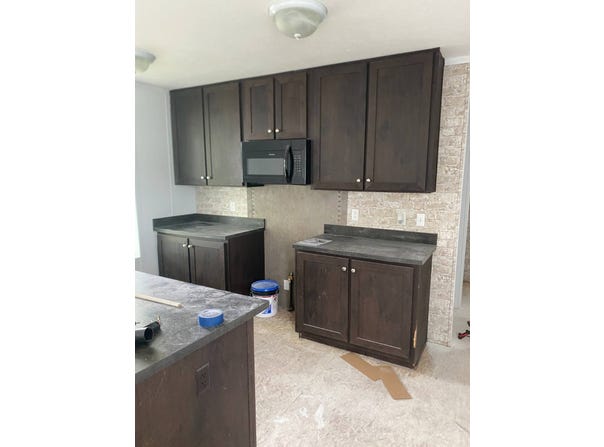 114 W 13th St, Coal Valley, IL 61240