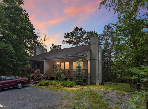 452-B SPITZ LANE B, BASYE, VA 22810