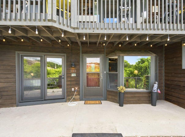 150 Sunken Forest Drive, Forsyth, MO 65653