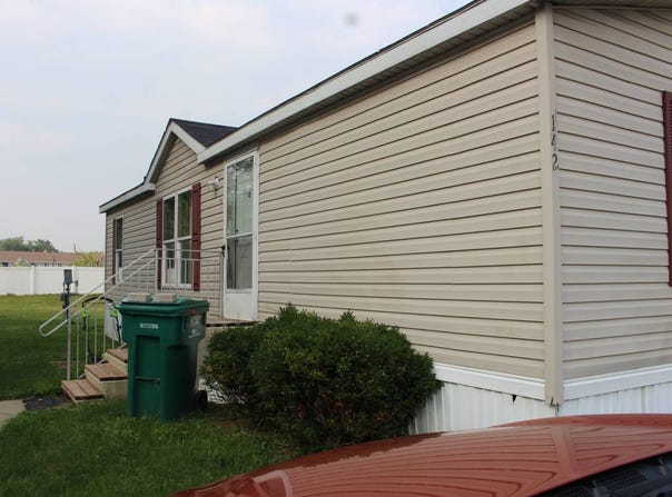 142  Galaxy Way, Lansing, MI 48917