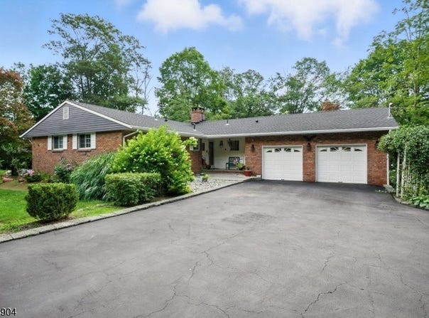161 Mount Olive Rd, Mount Olive Twp., NJ 07836-9725