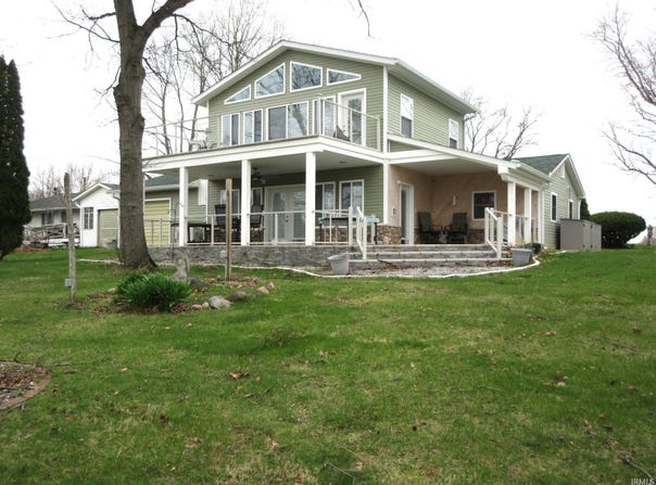 3102 E McKinley Drive, Monon, IN 47959