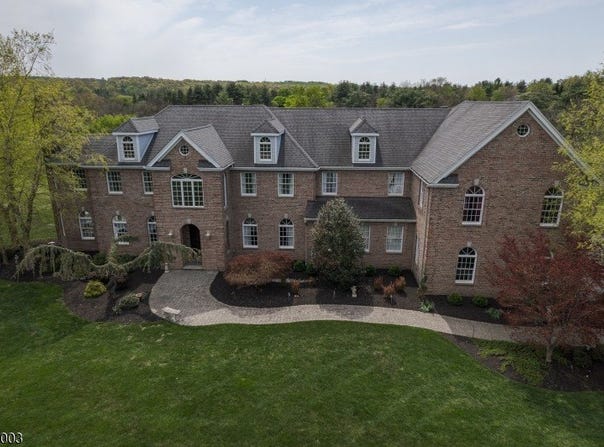 22 Spruce Ln, Montgomery Twp., NJ 08502-5557