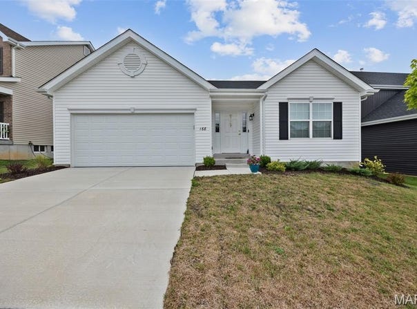 168 Majestic Drive, Valley Park, MO 63088