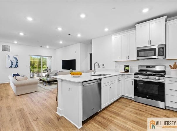 28304 Radford Court, Middlesex, NJ 08690
