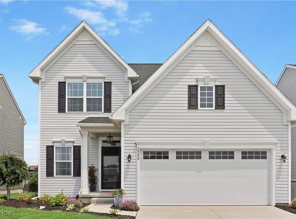 2099 Farroni Drive, Willoughby, OH 44094