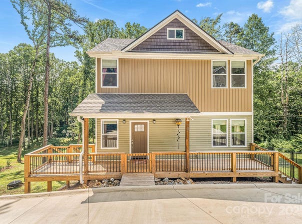 107 Mears Ridge Drive, Asheville, NC 28806