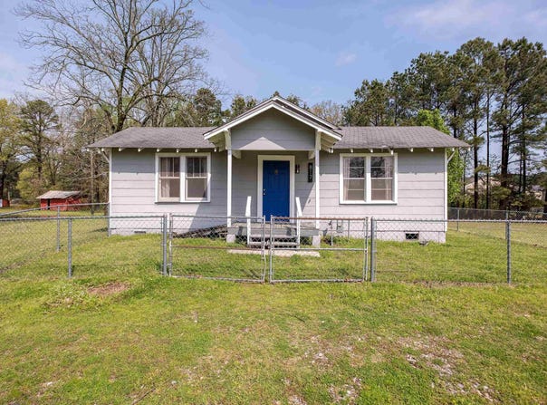 817 Sheridan Road, Redfield, AR 72132