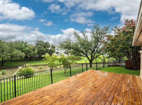 9424 Blue Jay Way, Irving, TX 75063