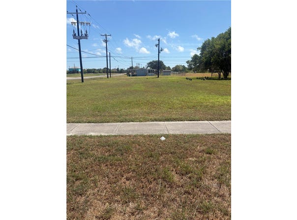 1111 Commercial lot: 1, Aransas Pass, TX 78336