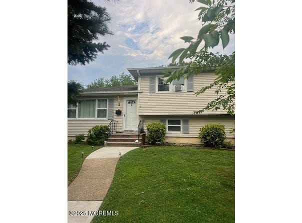 3 Garden Terrace, West Long Branch, NJ 07764