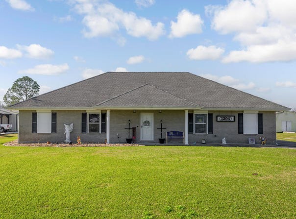 1294 Burma Rd, Thibodaux, LA 70301