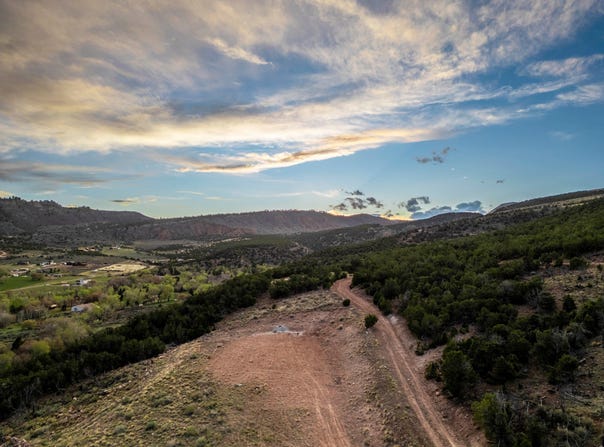 8094 RED CLOUD Loop W, Vernal, UT 84078