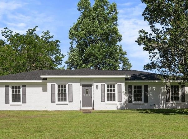 632 Ashley Circle, Dothan, AL 36305
