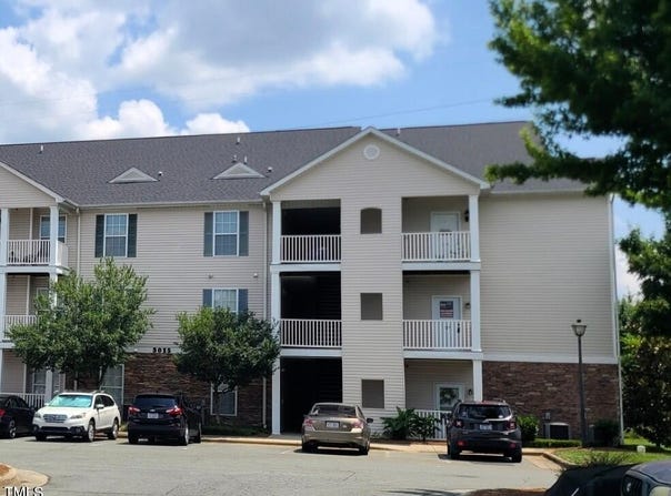 3015 Winston Drive, Burlington, NC 27215