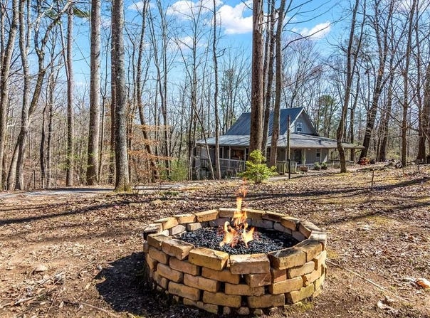 1575 Old Burnt Mountain Road, Jasper, GA 30143