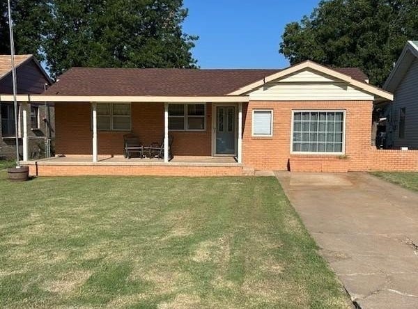 505 N Hill Street, Hobart, OK 73651