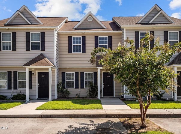 205 Lanieve Court, Hubert, NC 28539