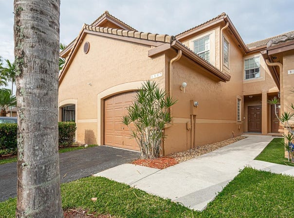 1597 Barcelona Way, Weston, FL 33327