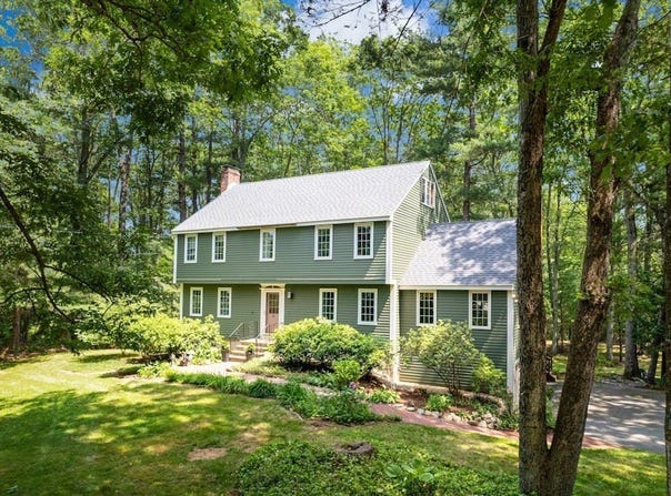 69 Oak Avenue, Northborough, MA 01532