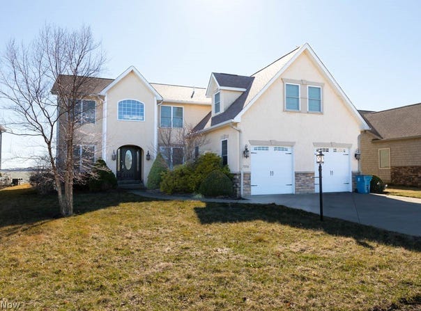 7016 E Sunview Drive, Lakeside Marblehead, OH 43440