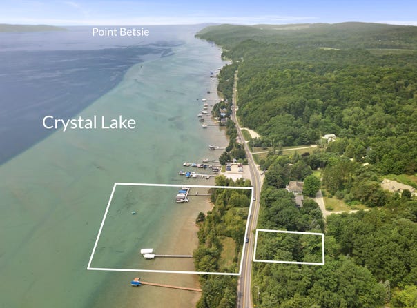 7351 Fredonia Way, Beulah, MI 49617
