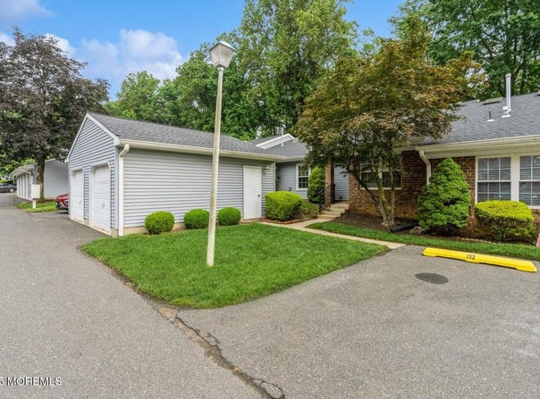 132 Viburnum Terrace, Red Bank, NJ 07701