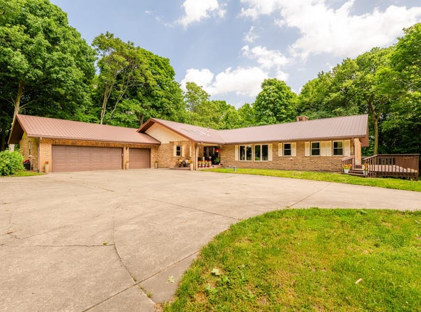 4047 Wildon Court, Buchanan, MI 49107