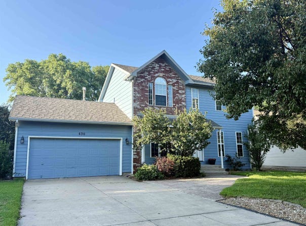 530 Conestoga Rd, Maize, KS 67101