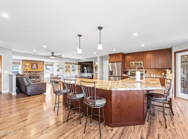683 Languid Lane, Simi Valley, CA 93065