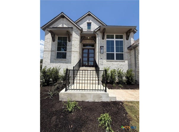498 Painted Creek Way, Kyle, TX 78640