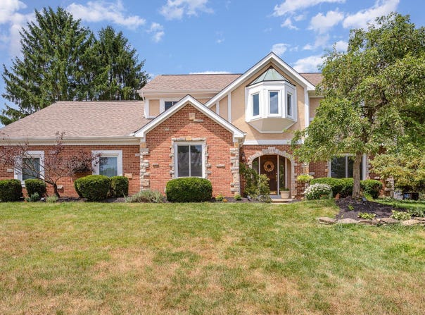309 Whetstone Drive E, Powell, OH 43065