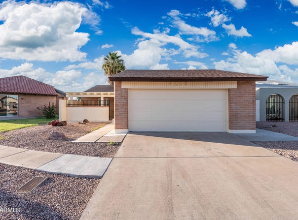 4016 W ROYAL PALM Road, Phoenix, AZ 85051