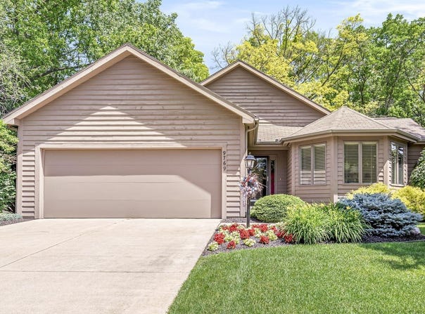 9769 Old Port Cove, Bristol, IN 46507