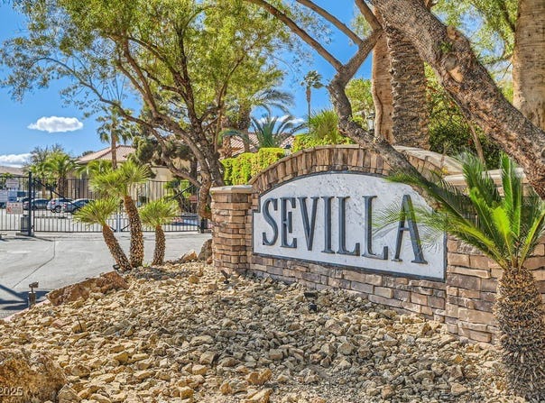 3135 S Mojave Road, Las Vegas, NV 89121