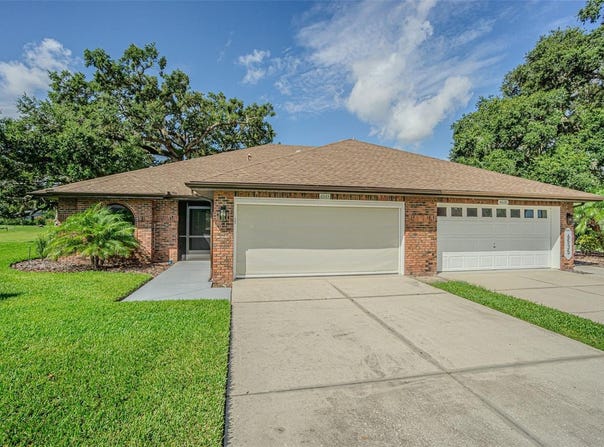 6533 BRENTWOOD DRIVE, ZEPHYRHILLS, FL 33542
