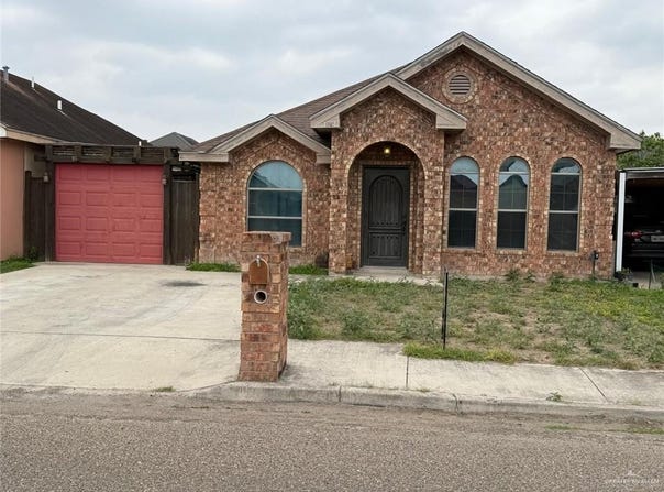 1008 Ivory Avenue, Rio Grande City, TX 78582