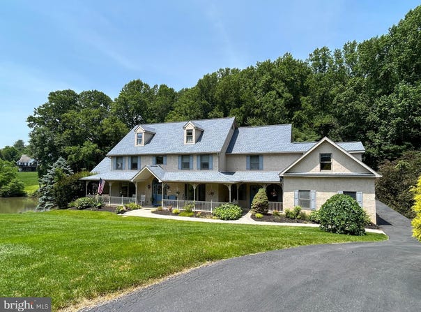 797 TREE LANE, WEST CHESTER, PA 19380