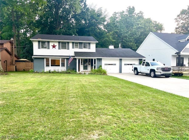 503 Whitman Boulevard, Elyria, OH 44035