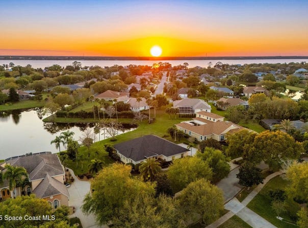 2942 Heritage Circle, Merritt Island, FL 32952