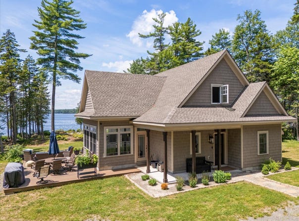 622 Railroad Bed Road, Lake View Plt, ME 04463