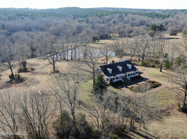 556 Thomas Road, Waterford, MS 38685