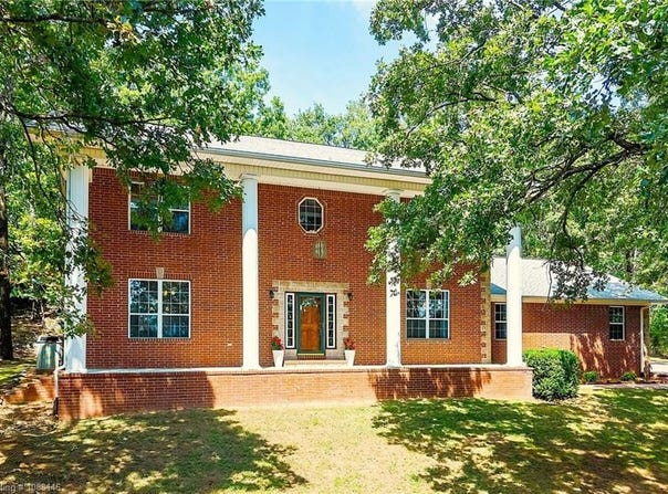 904 River Overlook LOOP, Van Buren, AR 72956