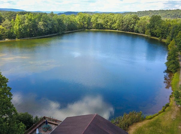 63 BLUE MOUNTAIN RD, SCHUYLKILL HAVEN, PA 17972