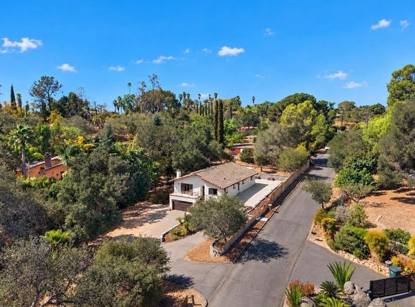 3115 BERNARDO LANE, Escondido, CA 92029