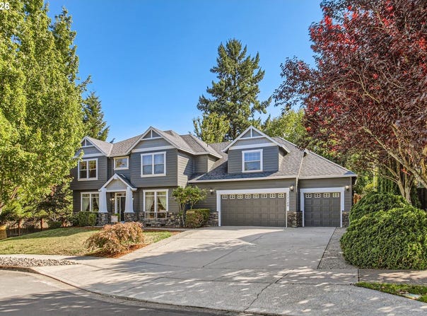 13109 SE SNOWFIRE Dr, HappyValley, OR 97086